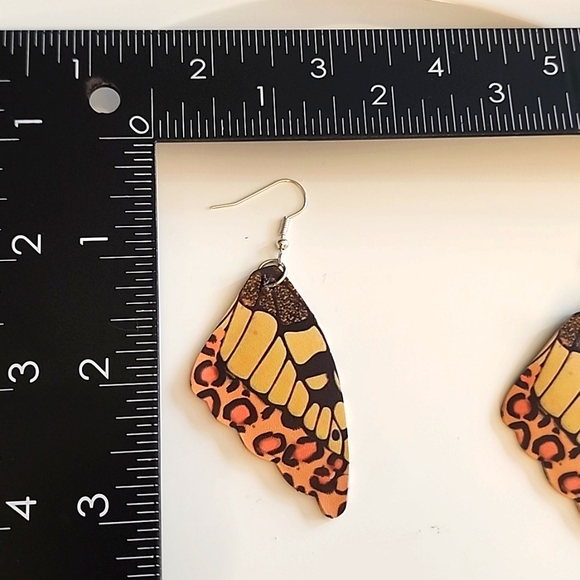 BUTTERFLY Earrings Butterfly Wing Spring Summer Fall - Picture 2 of 2